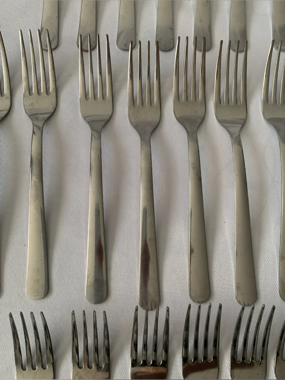 Set Of 40 Stainless Steel Silverware Forks Flatware Picnic Party Celebrating Art